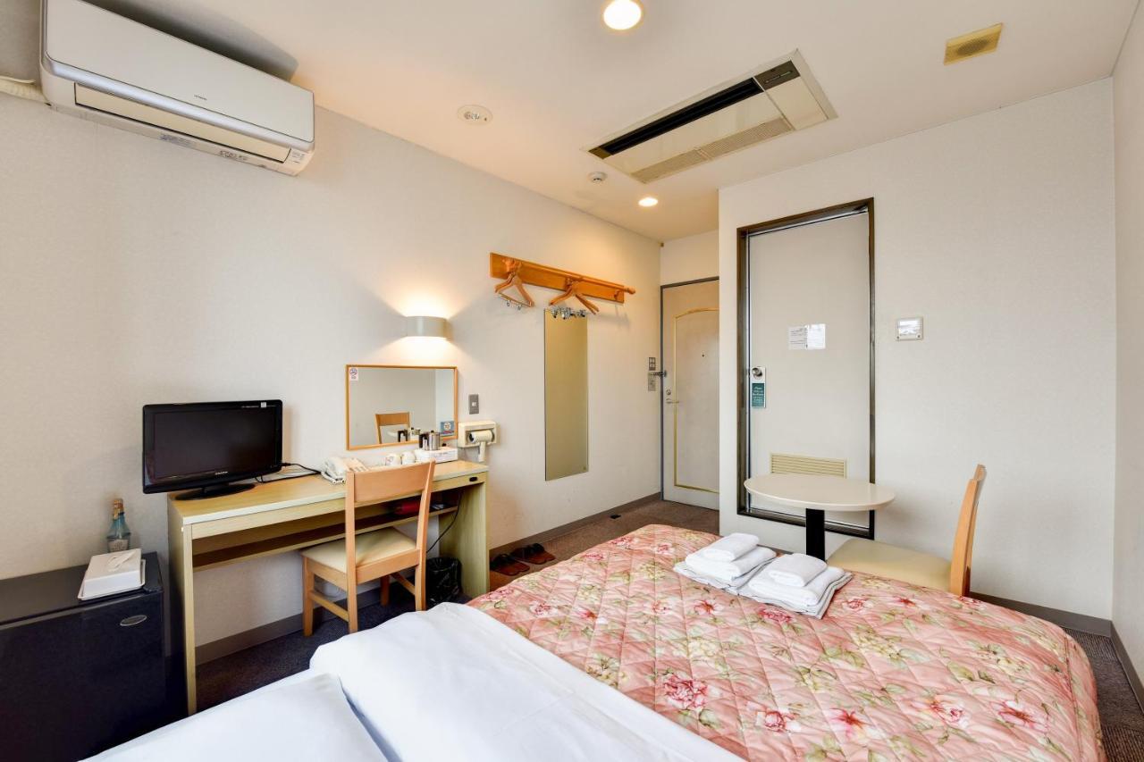 Hotel Hana Такаяма Екстер'єр фото